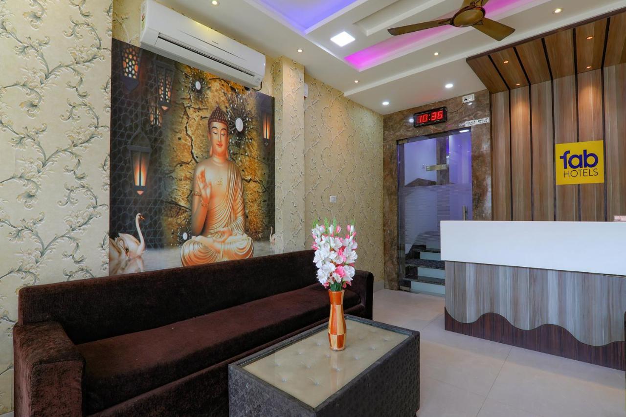 Fabexpress Moti Mahal Hotel Benares Buitenkant foto